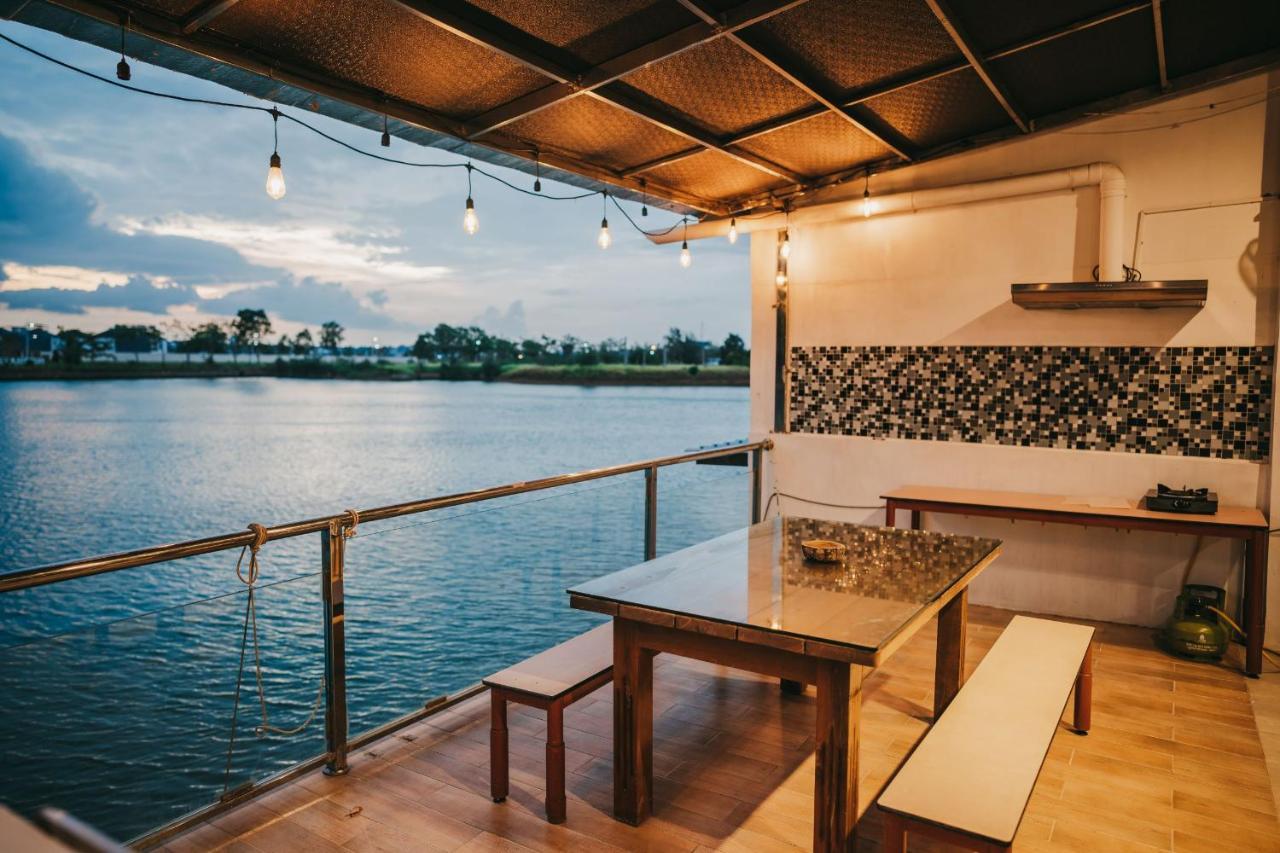 Canoe And Fishing , Free Pickup Villa Batam Bagian luar foto