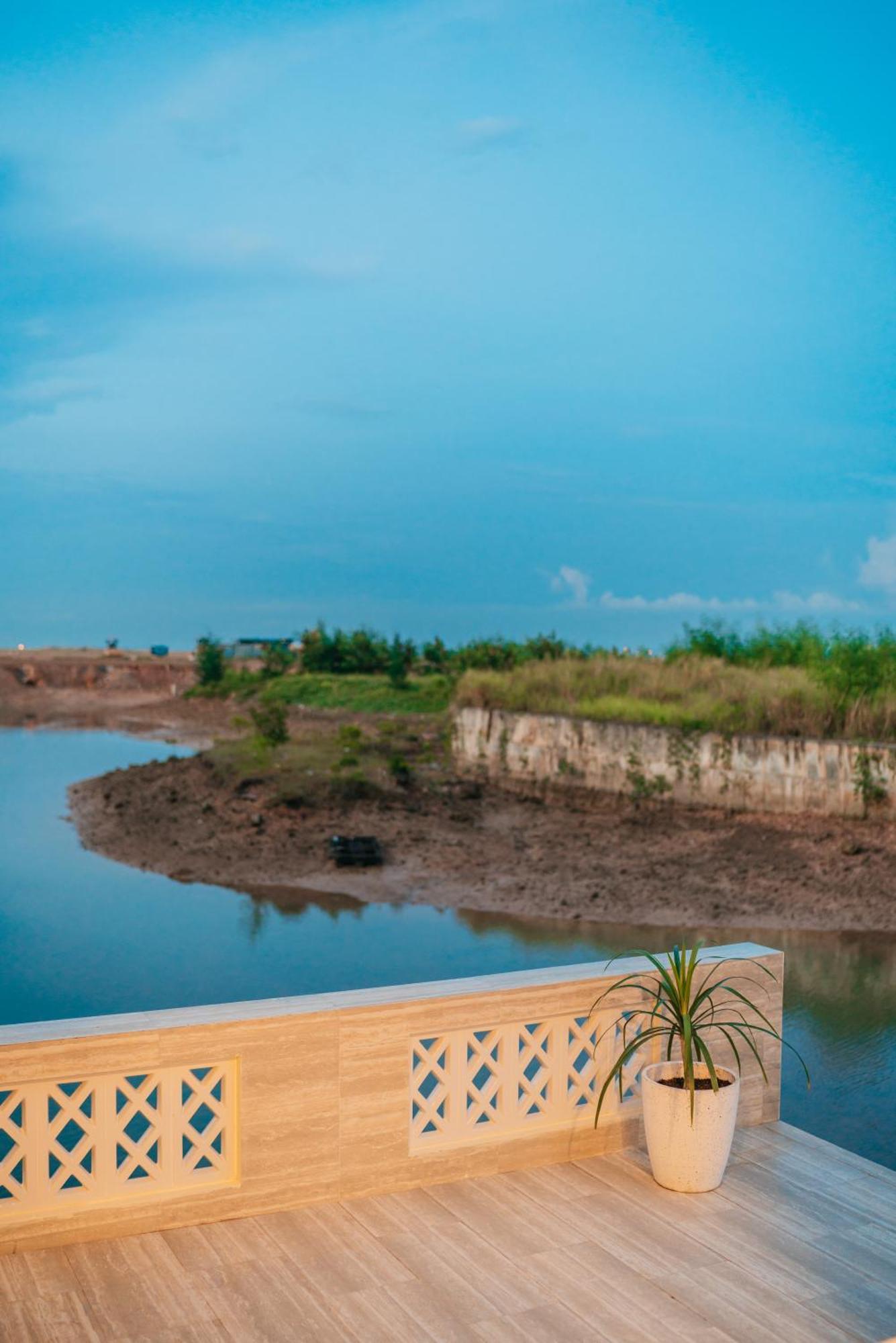 Canoe And Fishing , Free Pickup Villa Batam Bagian luar foto